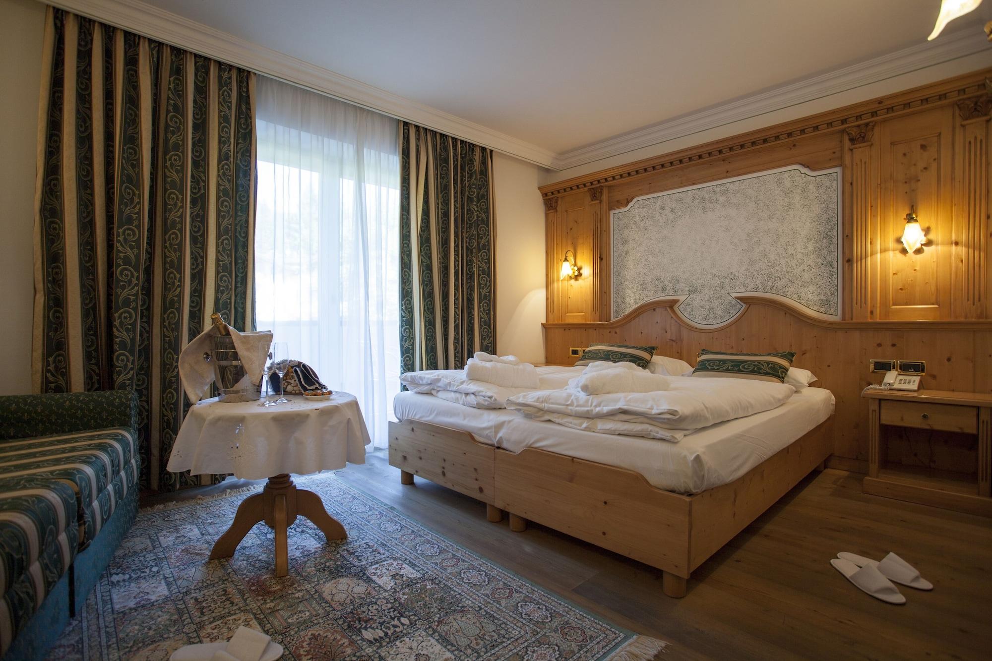 Hotel Chalet All'Imperatore Madonna di Campiglio Luaran gambar