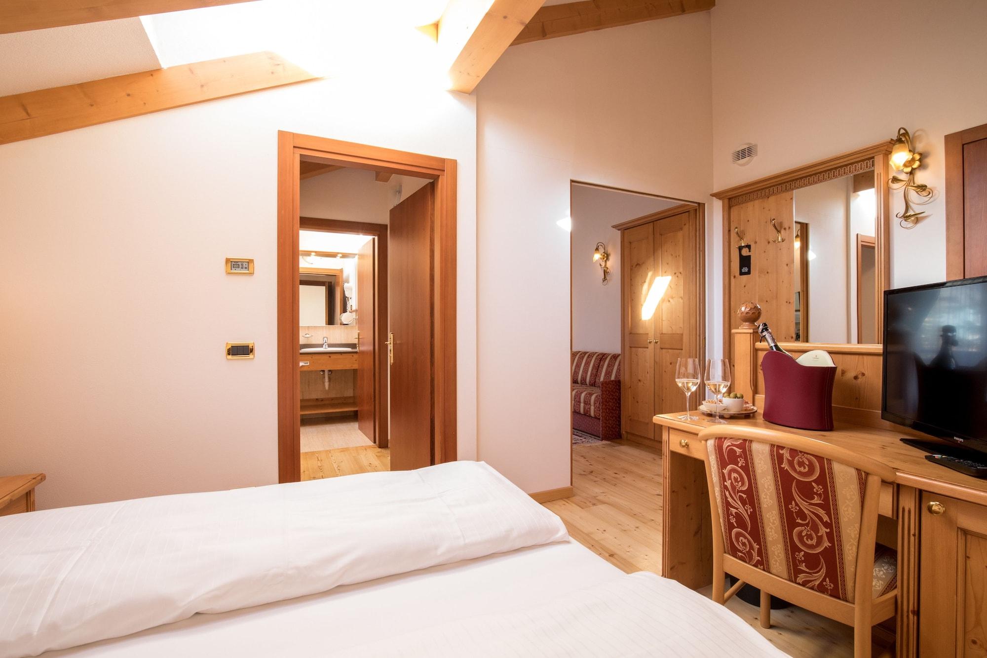 Hotel Chalet All'Imperatore Madonna di Campiglio Luaran gambar