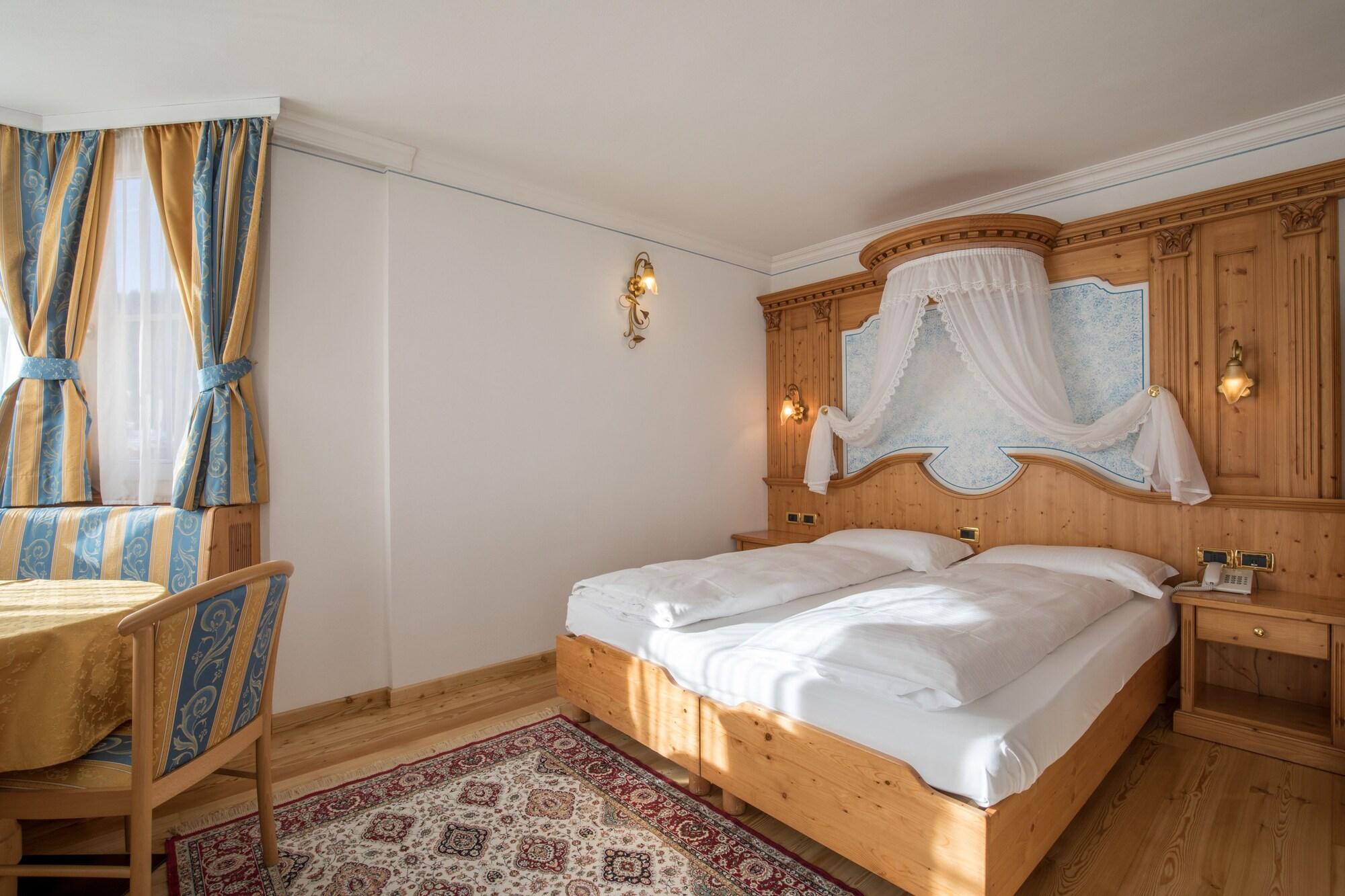 Hotel Chalet All'Imperatore Madonna di Campiglio Luaran gambar