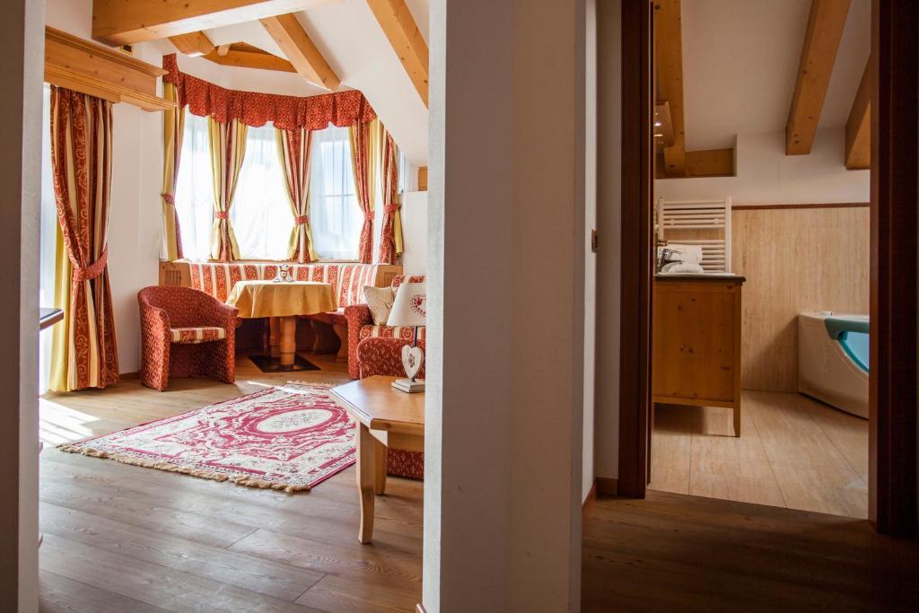 Hotel Chalet All'Imperatore Madonna di Campiglio Luaran gambar
