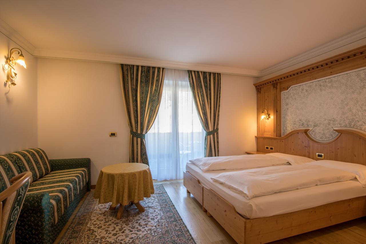 Hotel Chalet All'Imperatore Madonna di Campiglio Luaran gambar