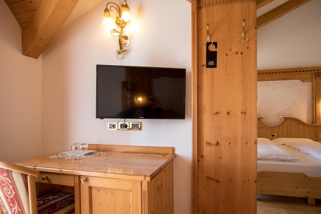Hotel Chalet All'Imperatore Madonna di Campiglio Luaran gambar