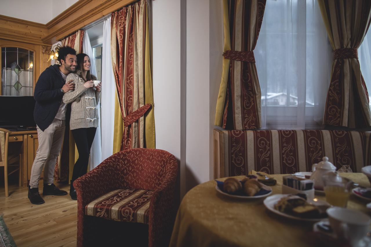 Hotel Chalet All'Imperatore Madonna di Campiglio Luaran gambar