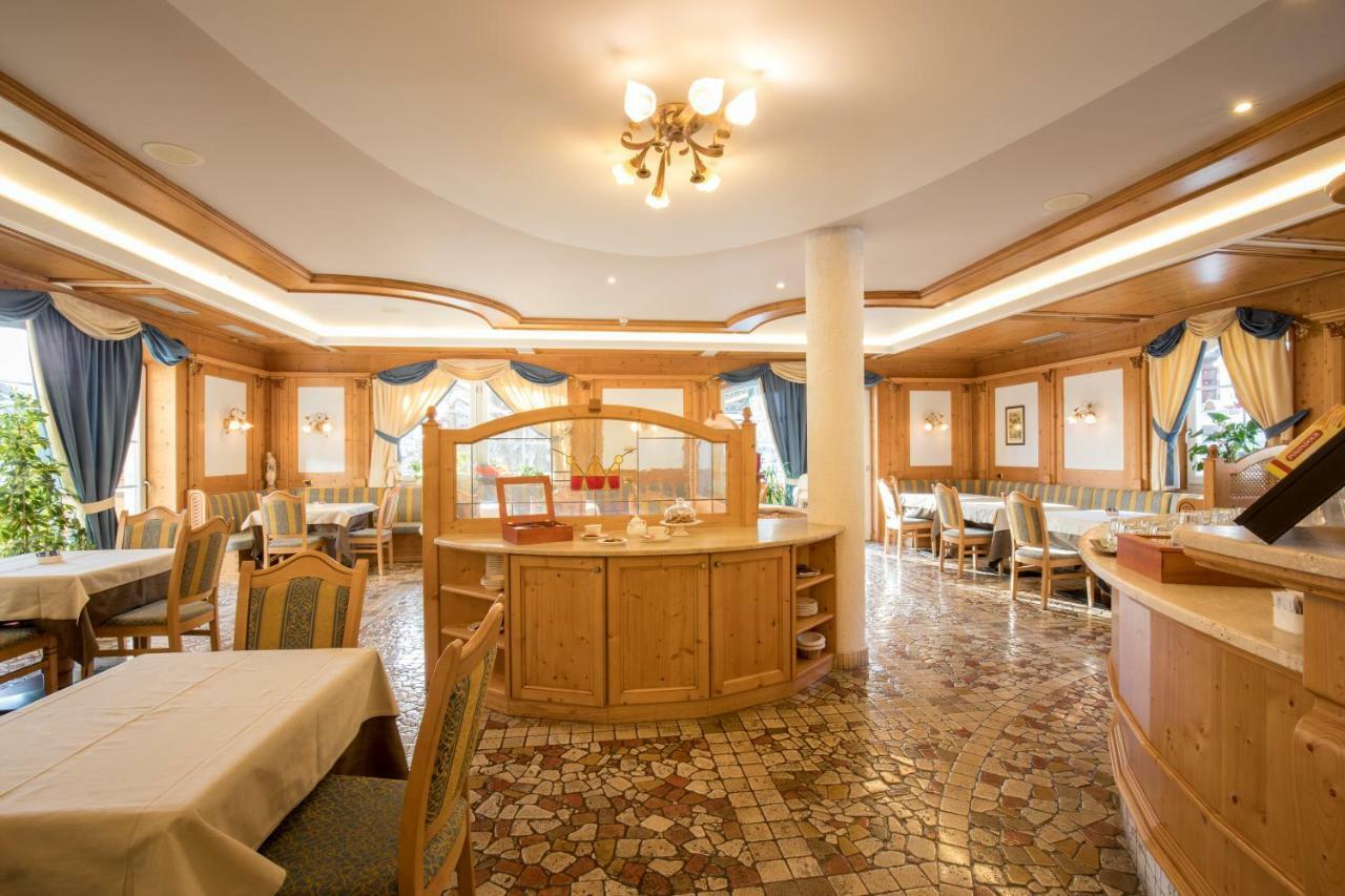 Hotel Chalet All'Imperatore Madonna di Campiglio Luaran gambar