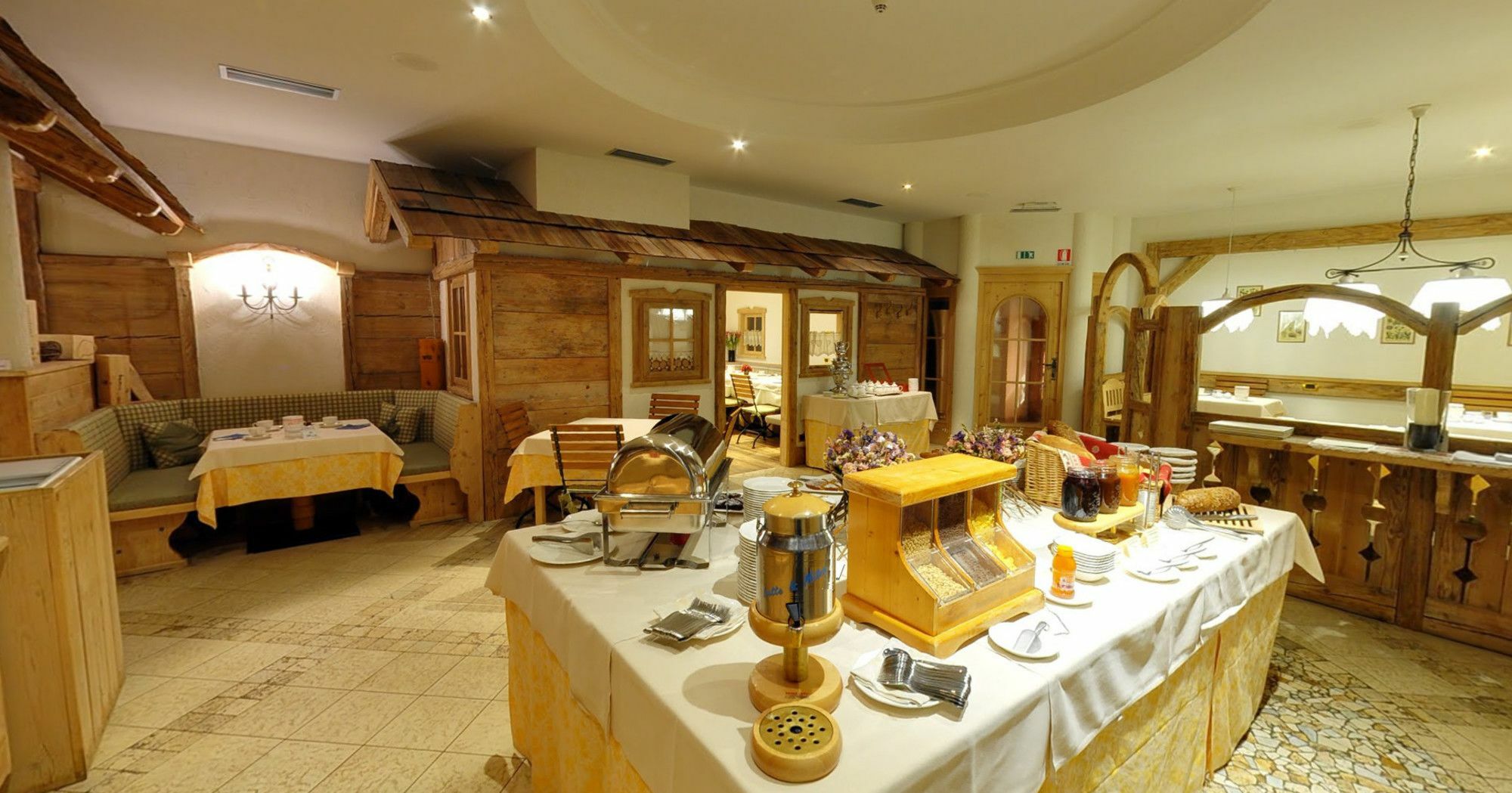 Hotel Chalet All'Imperatore Madonna di Campiglio Luaran gambar