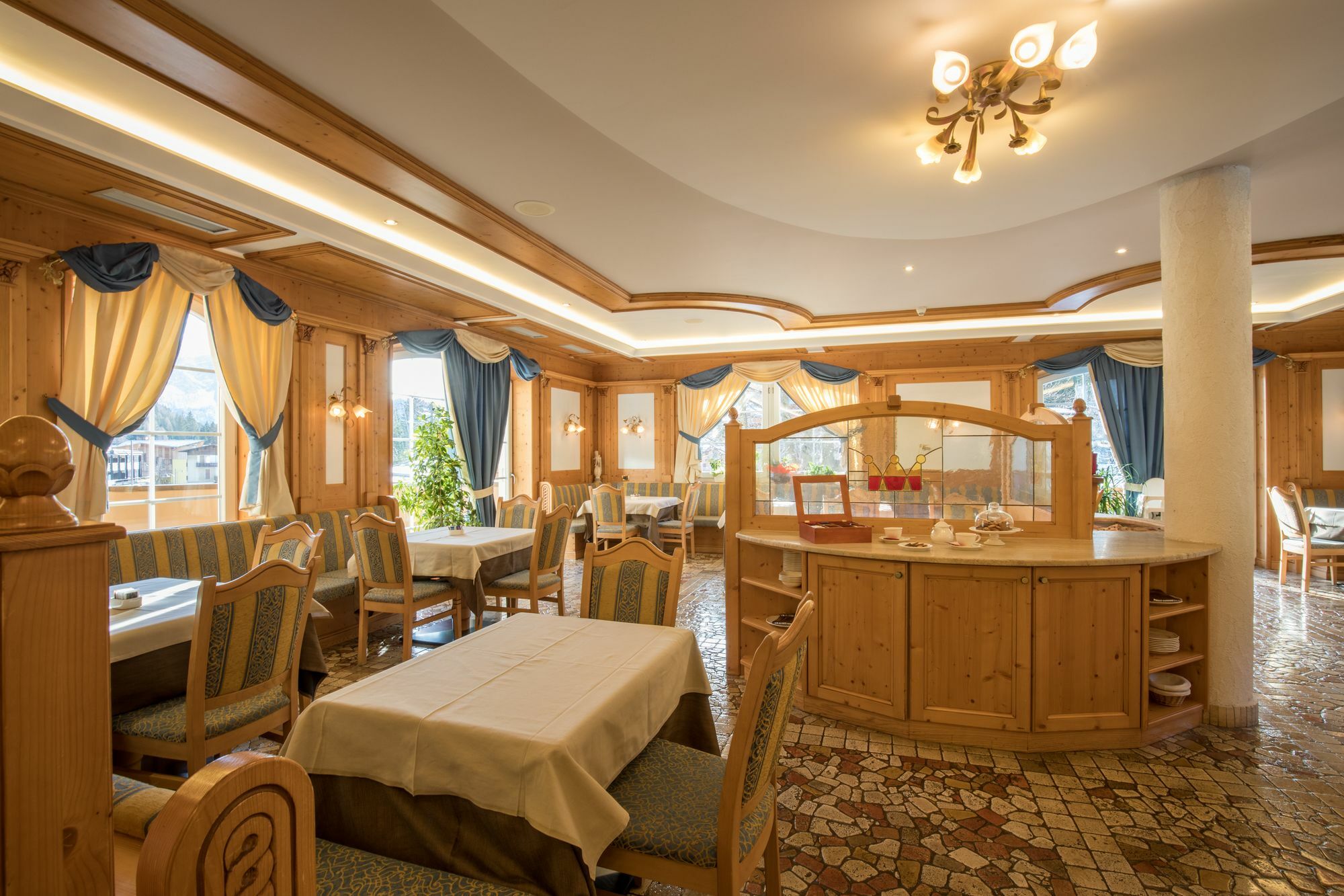 Hotel Chalet All'Imperatore Madonna di Campiglio Luaran gambar