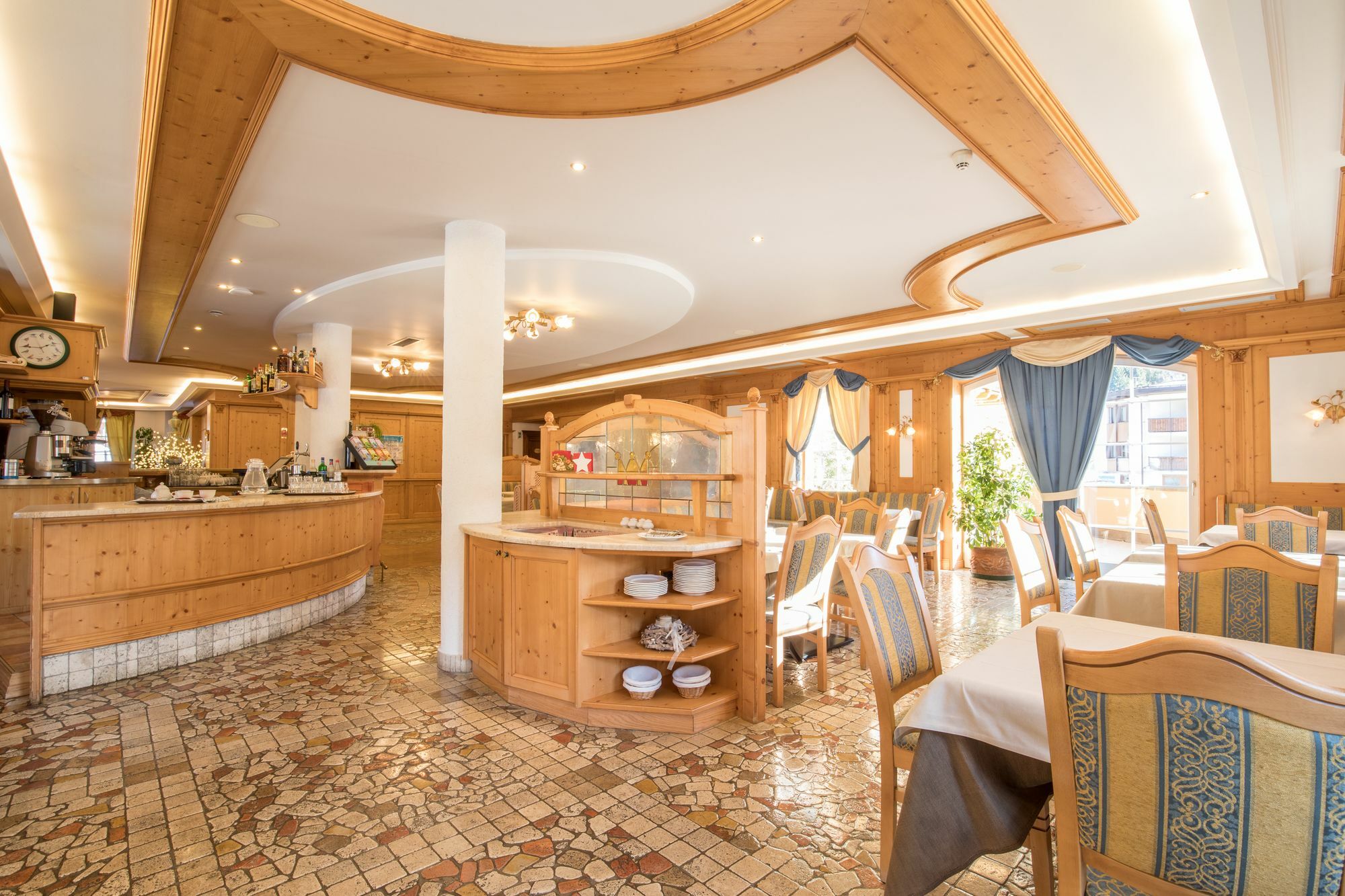 Hotel Chalet All'Imperatore Madonna di Campiglio Luaran gambar